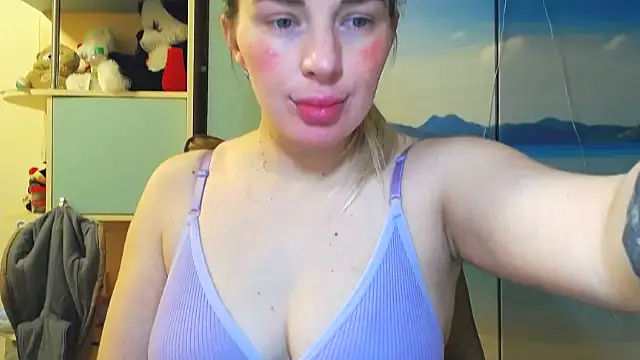 Snapshot of miaa_sunn chatting on November 2025 09:13:01 PM miaa sunn online show from November 2025 09:13:01 PM