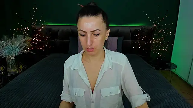 Rebecca Diamond online show from March 2025 06:50:02 AM