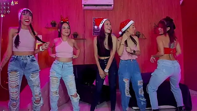 Snapshot of hot_princess21 chatting on December 2024 02:59:02 AM hot princess21 online show from December 2024 02:59:02 AM