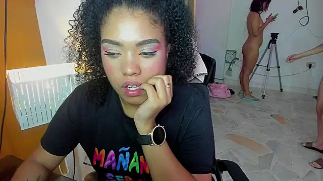 Snapshot of hot_princess21 chatting on March 2025 04:00:02 PM hot princess21 online show from March 2025 04:00:02 PM