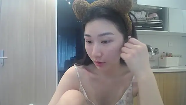 Asiagirll online show from May 2026 01:56:01 AM