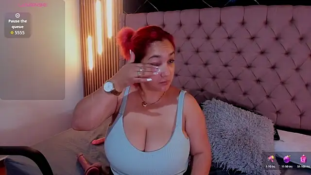 Eva MilfF online show from February 2026 01:04:01 PM