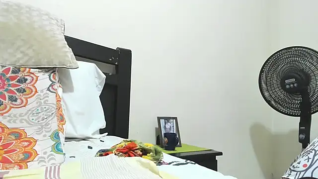 mara2020 69 online show from March 2025 05:04:01 PM