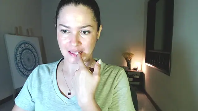 solamatista11 online show from December 2024 11:17:02 PM