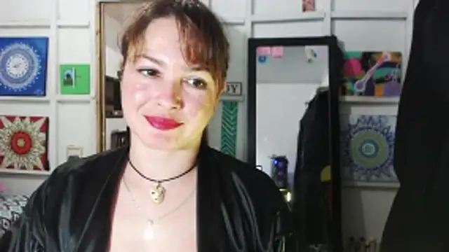 solamatista11 online show from October 2025 07:55:02 PM