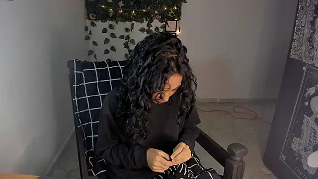 Mary Rosse1 online show from October 2025 07:25:02 PM