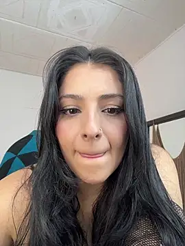 Snapshot of YummyAnna_ chatting on November 2025 04:40:01 PM YummyAnna online show from November 2025 04:40:01 PM