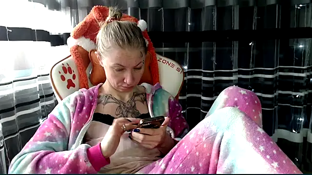 Snapshot of cold_lollipop chatting on February 2026 07:21:02 AM cold lollipop online show from February 2026 07:21:02 AM