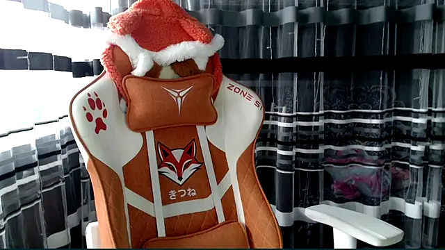 cold lollipop online show from March 2026 07:34:02 AM