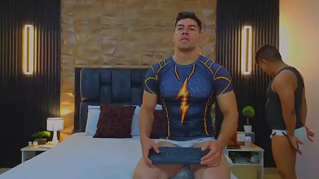 Snapshot of FelipeAndMarcello3 chatting on March 2025 02:26:01 PM FelipeAndMarcello3 online show from March 2025 02:26:01 PM