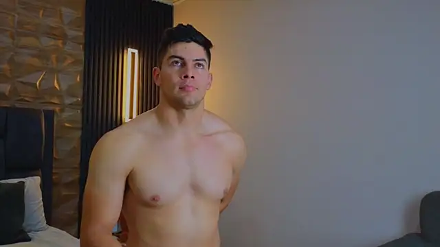 Snapshot of FelipeAndMarcello3 chatting on March 2025 11:31:02 PM FelipeAndMarcello3 online show from March 2025 11:31:02 PM