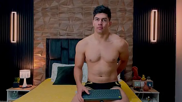 Snapshot of FelipeAndMarcello3 chatting on September 2025 02:08:01 PM FelipeAndMarcello3 online show from September 2025 02:08:01 PM