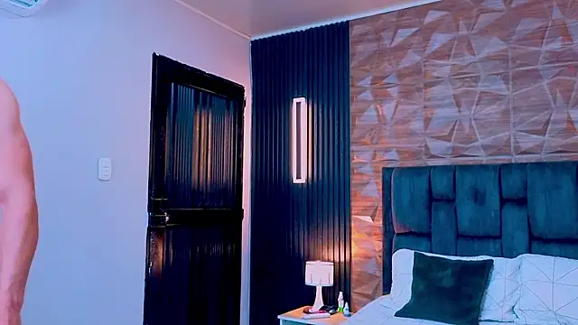 FelipeAndMarcello3 online show from March 2026 07:28:01 PM