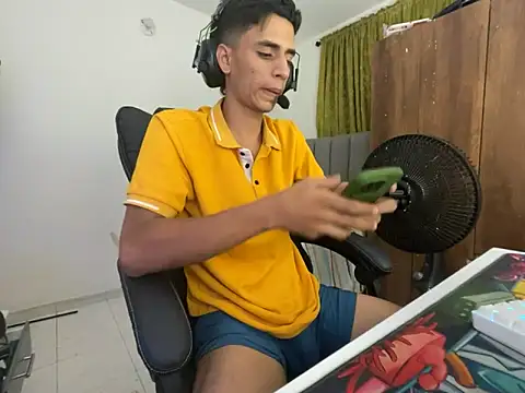 Max TheHorseDick online show from January 2025 03:00:02 AM