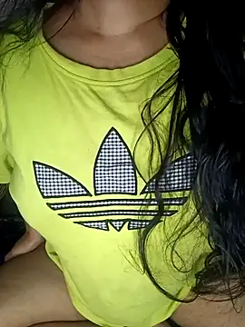 Snapshot of Sweet-Berry chatting on December 2024 05:40:02 PM Sweet-Berry online show from December 2024 05:40:02 PM