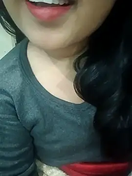 Snapshot of Sweet-Berry chatting on December 2025 06:48:02 PM Sweet-Berry online show from December 2025 06:48:02 PM