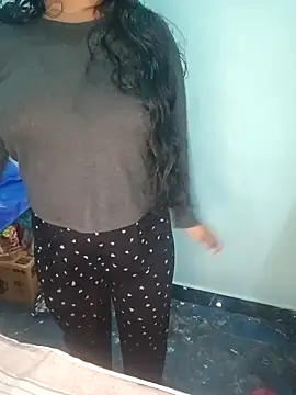 Snapshot of Sweet-Berry chatting on February 2026 06:48:02 AM Sweet-Berry online show from February 2026 06:48:02 AM