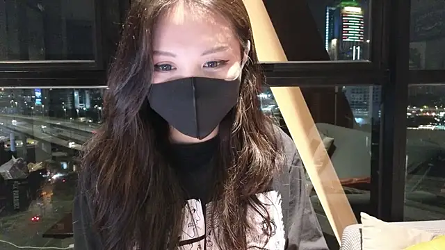 Snapshot of TammiLou chatting on March 2025 01:41:01 PM TammiLou online show from March 2025 01:41:01 PM