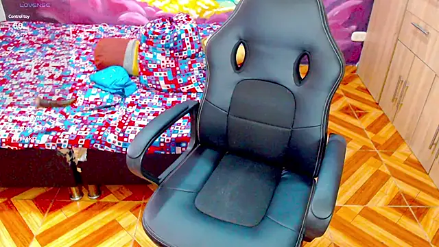 Snapshot of Eimy_lorens chatting on December 2024 09:05:02 PM Eimy lorens online show from December 2024 09:05:02 PM