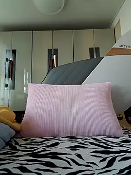 Snapshot of Ssk10N chatting on January 2025 07:36:01 AM Ssk10N online show from January 2025 07:36:01 AM