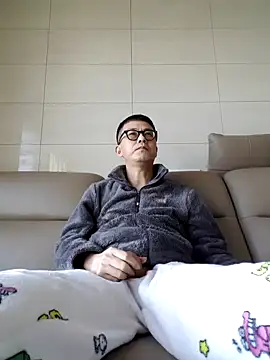 Snapshot of Ssk10N chatting on February 2025 02:04:02 AM Ssk10N online show from February 2025 02:04:02 AM