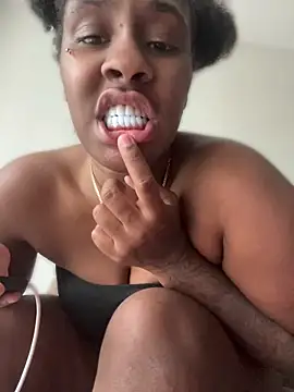 Foreignthababyy online show from April 2026 05:22:02 PM