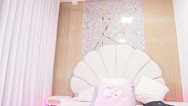 mssburbuja online show from November 2025 03:05:01 AM