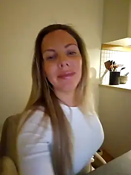 Snapshot of novaforyou1 chatting on January 2025 06:27:02 PM novaforyou1 online show from January 2025 06:27:02 PM