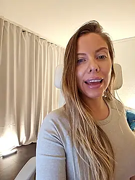 Snapshot of novaforyou1 chatting on October 2025 01:21:01 PM novaforyou1 online show from October 2025 01:21:01 PM