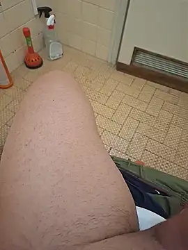 Frossi94 online show from December 2025 03:43:01 PM