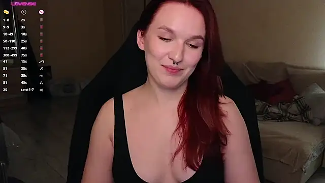 Val lava online show from October 2025 07:47:02 PM