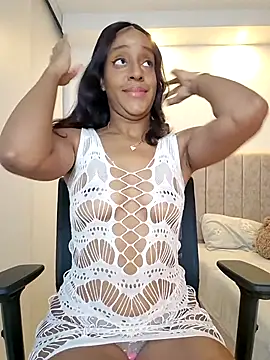 Maya Lewis online show from July 2026 11:22:01 PM
