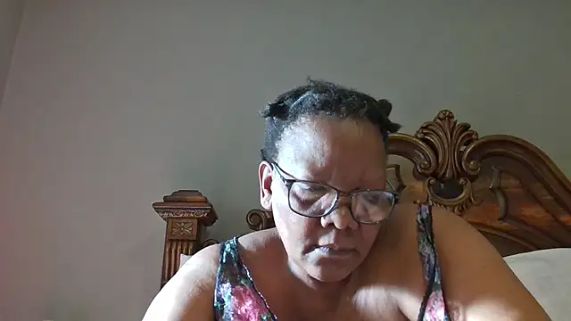 Snapshot of SEXYBOOBSNASS chatting on January 2025 05:33:02 AM SEXYBOOBSNASS online show from January 2025 05:33:02 AM