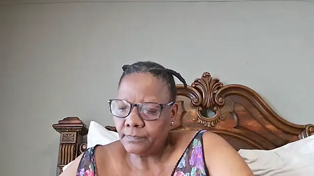 Snapshot of SEXYBOOBSNASS chatting on January 2025 07:32:02 AM SEXYBOOBSNASS online show from January 2025 07:32:02 AM