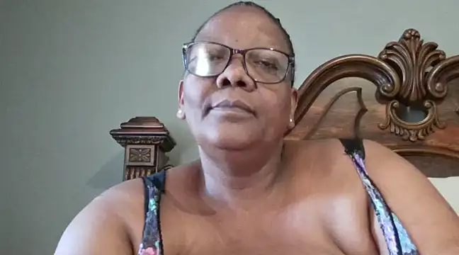 Snapshot of SEXYBOOBSNASS chatting on February 2025 09:46:02 AM SEXYBOOBSNASS online show from February 2025 09:46:02 AM