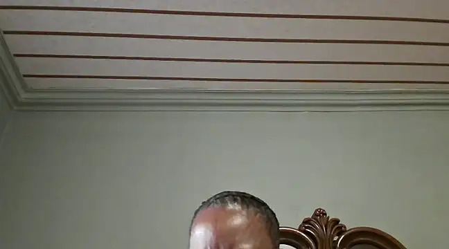 Snapshot of SEXYBOOBSNASS chatting on February 2025 04:10:01 AM SEXYBOOBSNASS online show from February 2025 04:10:01 AM