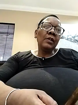 Snapshot of SEXYBOOBSNASS chatting on September 2025 03:16:02 PM SEXYBOOBSNASS online show from September 2025 03:16:02 PM