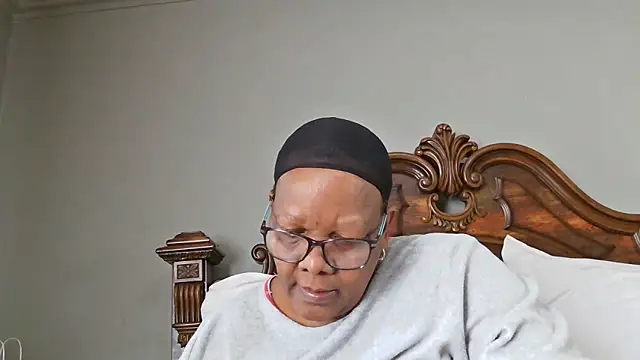 Snapshot of SEXYBOOBSNASS chatting on October 2025 07:58:02 AM SEXYBOOBSNASS online show from October 2025 07:58:02 AM