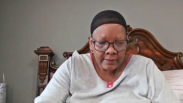 Snapshot of SEXYBOOBSNASS chatting on October 2025 04:31:02 AM SEXYBOOBSNASS online show from October 2025 04:31:02 AM