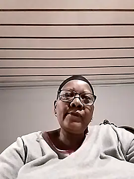 Snapshot of SEXYBOOBSNASS chatting on October 2025 08:28:02 PM SEXYBOOBSNASS online show from October 2025 08:28:02 PM