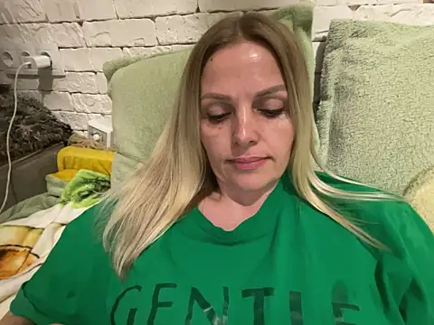 Angel girllovemy online show from March 2025 07:44:01 AM