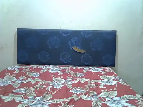 Snapshot of Spice202 chatting on September 2025 07:32:02 AM Spice202 online show from September 2025 07:32:02 AM