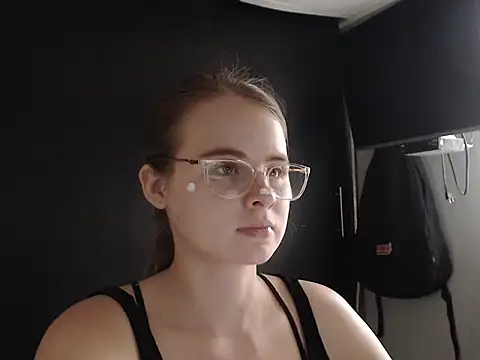 HellenMiyer1111 online show from January 2025 07:47:02 PM