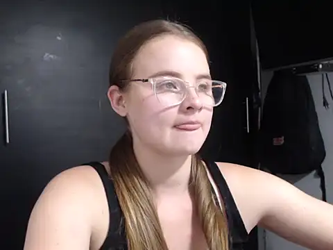 HellenMiyer1111 online show from January 2025 11:21:02 PM