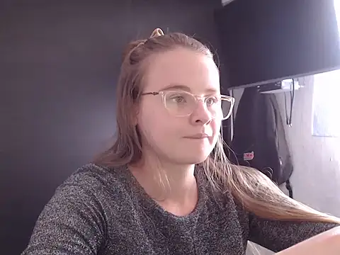 HellenMiyer1111 online show from February 2025 07:21:01 PM