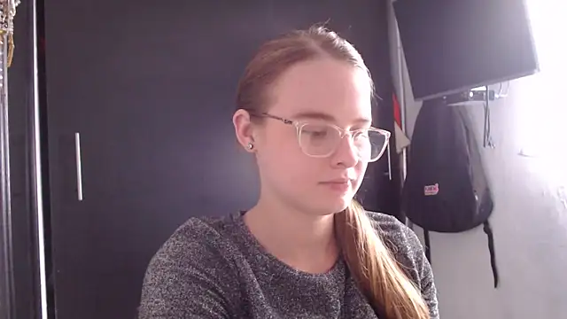 HellenMiyer1111 online show from February 2025 08:59:01 PM