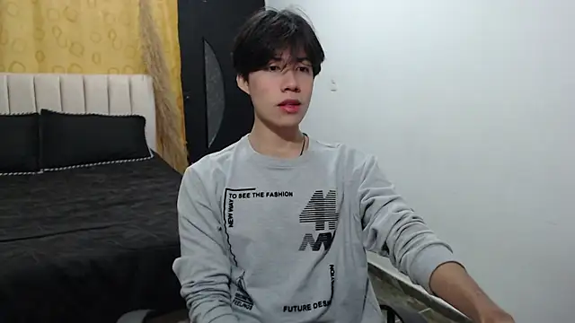 Elio-cam online show from December 2024 08:30:02 AM