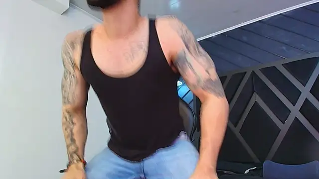 Petesevans online show from May 2026 11:23:01 PM
