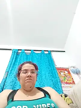 karlythothxh online show from May 2026 08:36:01 PM