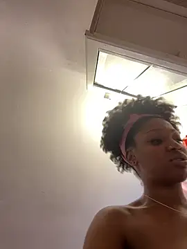 mochamimi online show from March 2026 03:17:01 PM